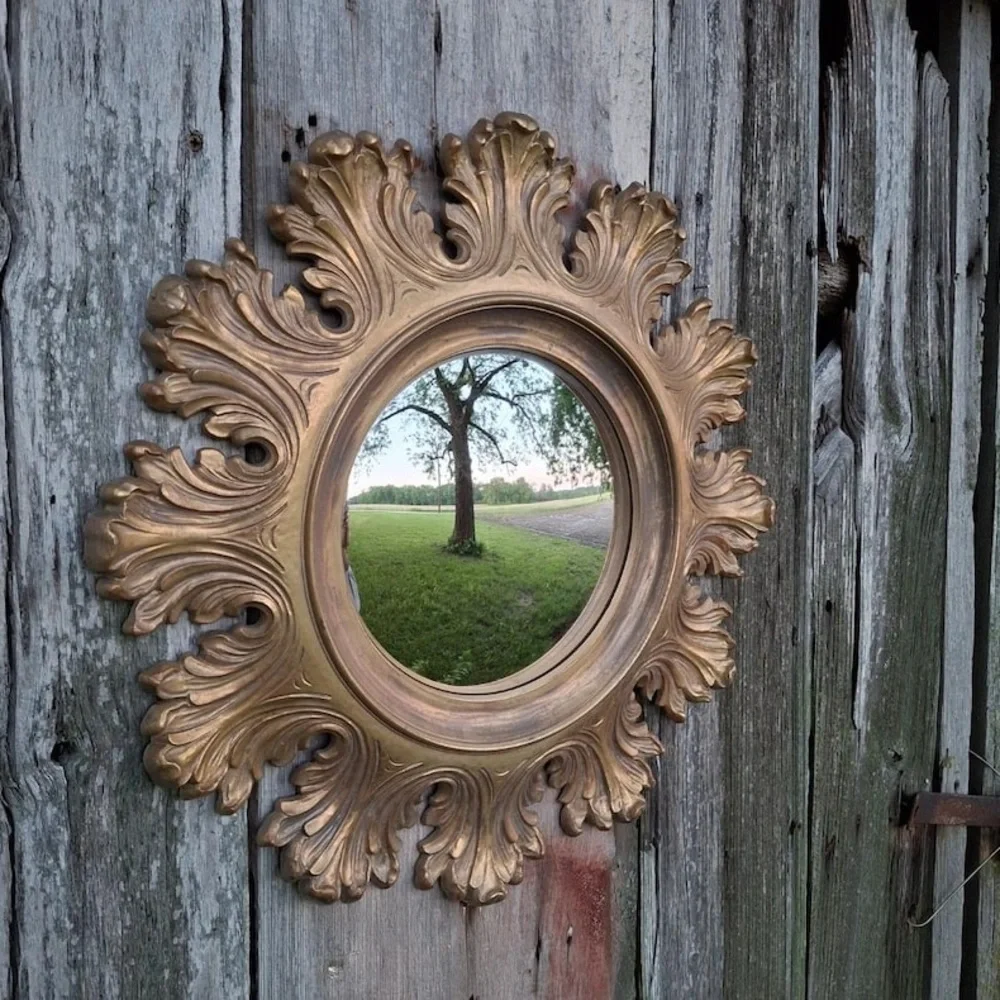 Stunning Vintage Syroco Gold Mirror